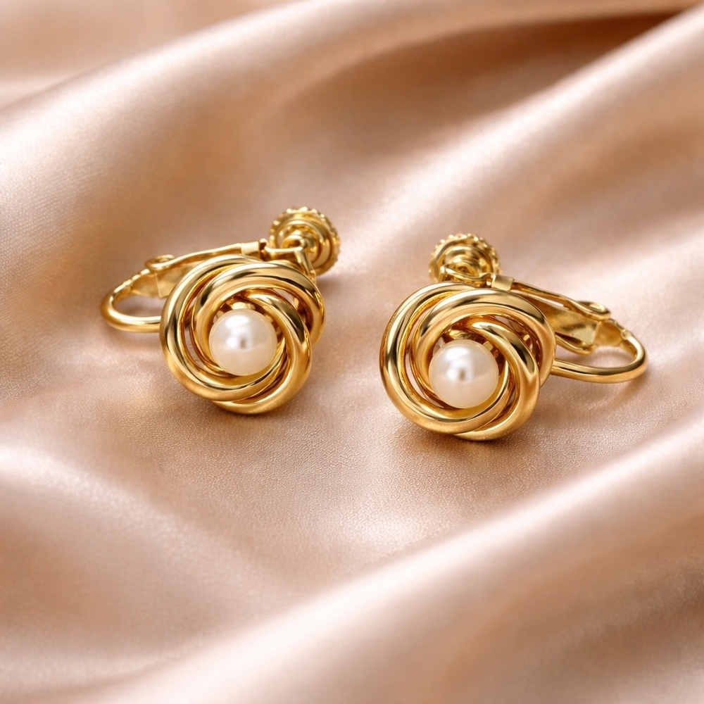 Vintage elegant gold tone and faux pearl earrings
